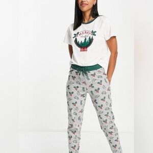 Threadbare Merry Christmas Pyjamas New with tag
